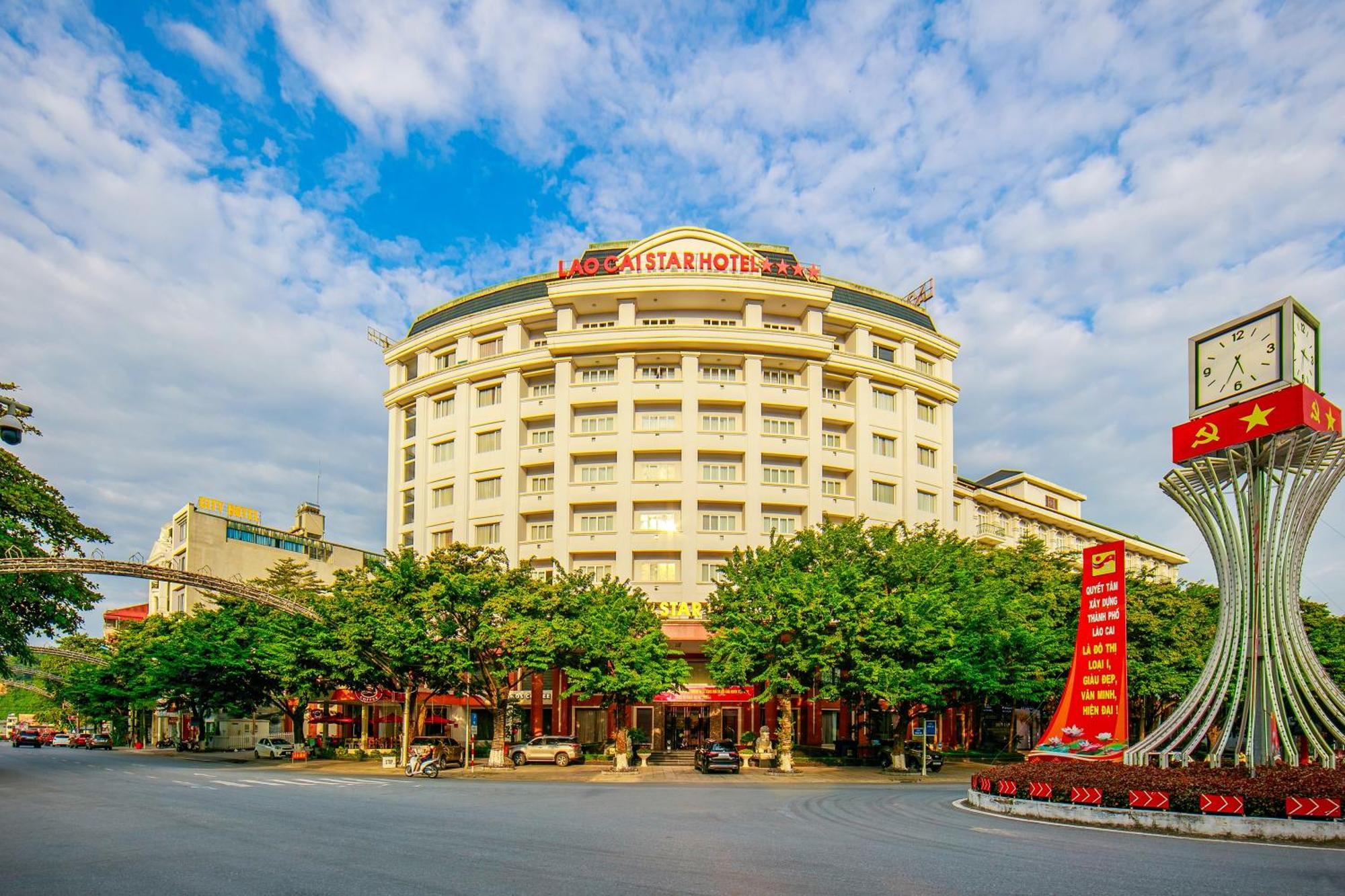 Lao Cai Star Hotel Bagian luar foto